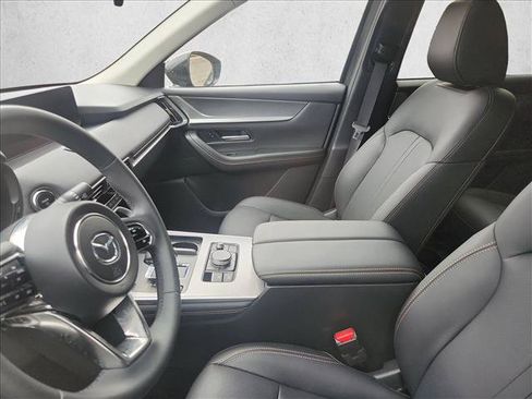 Used 2024 MAZDA CX-90 Plug-In Hybrid w/ Preferred AWD/4WD image 10