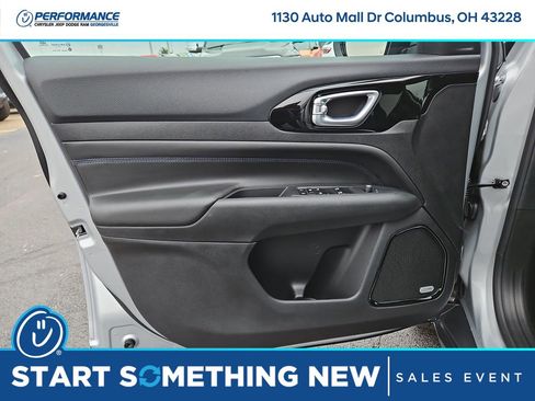 New 2026 Jeep Compass Limited image 19