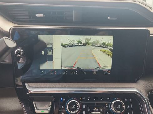 Certified 2024 GMC Sierra 2500 Denali w/ Technology Package AWD/4WD image 15