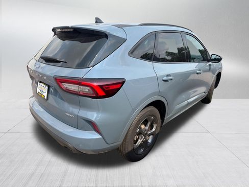 Used 2024 Ford Escape ST-Line w/ Tech Pack #1 AWD/4WD image 3