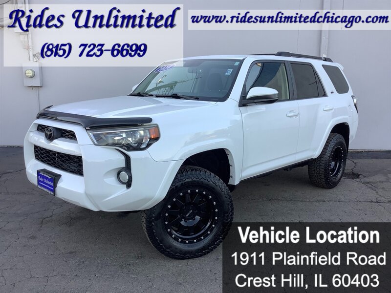 Used 2014 Toyota 4Runner SR5 AWD/4WD image 2