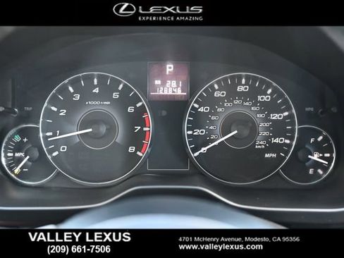 Used 2011 Subaru Outback 2.5i Limited image 16