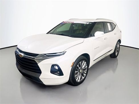 Used 2020 Chevrolet Blazer Premier image 3