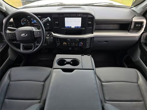 Used 2024 Ford F250 XL w/ XL Off-Road Package image 19