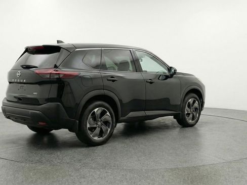 Used 2025 Nissan Rogue SV FWD image 9