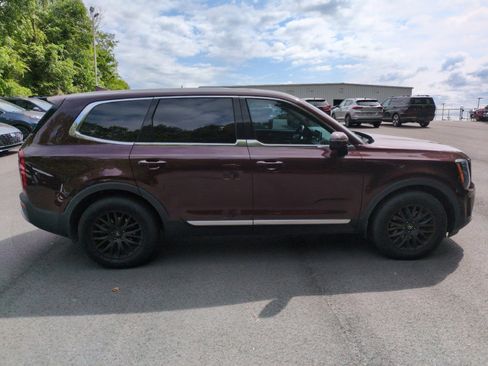 Used 2020 Kia Telluride LX AWD/4WD image 5