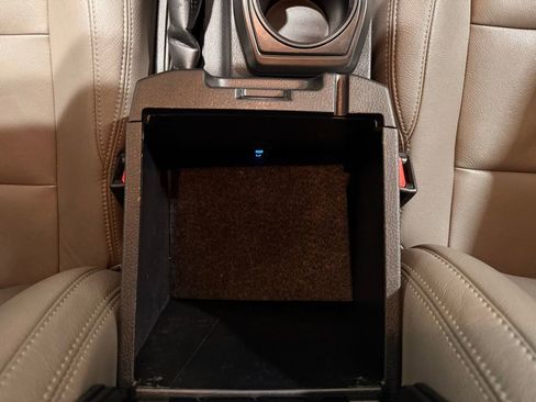 Used 2021 Toyota Tacoma SR w/ SR Convenience Package image 27