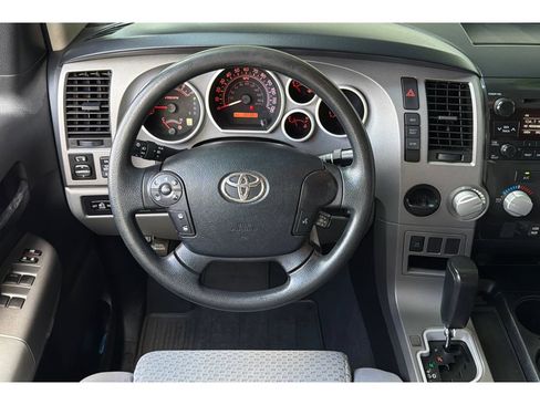 Used 2013 Toyota Tundra 2WD CrewMax w/ SR5 Pkg image 15