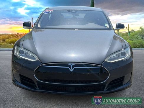 Used 2015 Tesla Model S 70 RWD image 11