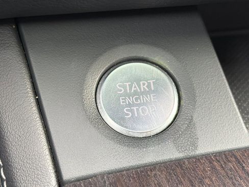 Used 2023 Audi Q5 e Premium Plus w/ Premium Plus Package image 21