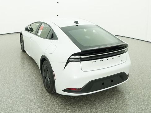 New 2026 Toyota Prius SE image 31