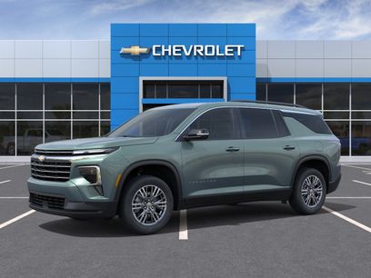New 2027 Chevrolet Traverse LT w/ Driver Confidence Package