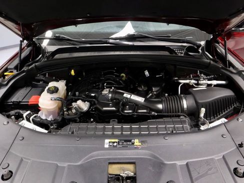 Used 2023 Jeep Grand Cherokee Altitude AWD/4WD image 17