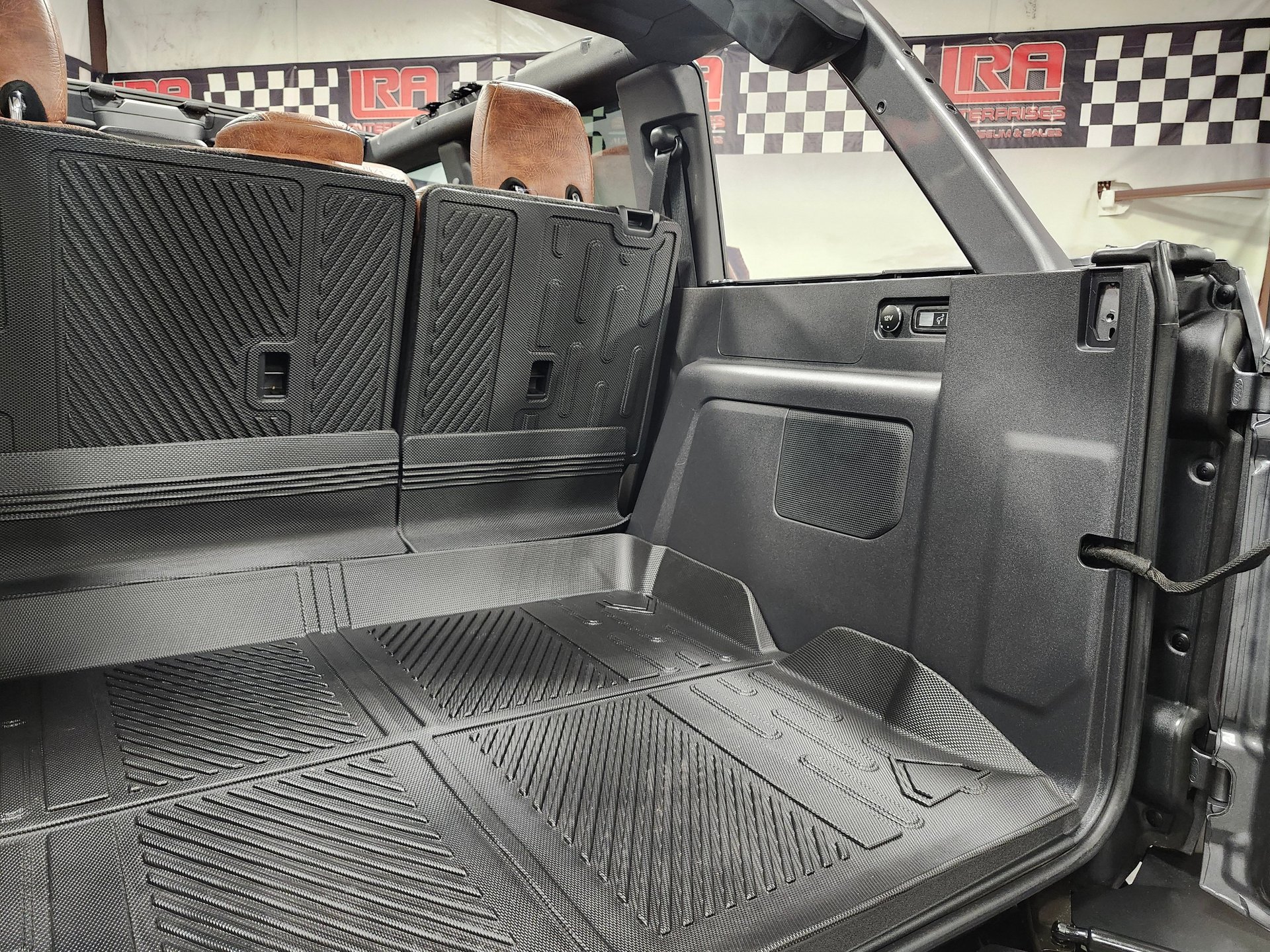 Used 2022 Ford Bronco Wildtrak AWD/4WD image 31