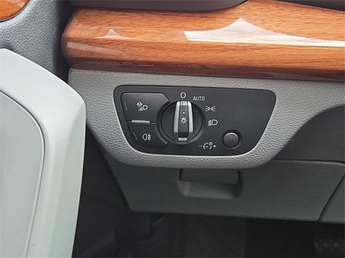 Used 2023 Audi Q5 2.0T Premium Plus image 22