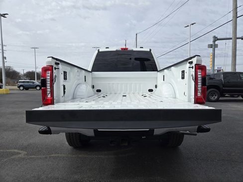 Used 2025 Ford F250 Lariat w/ Chrome Package image 33