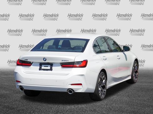 Certified 2025 BMW 330i xDrive Sedan AWD/4WD image 8