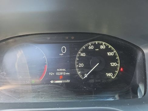 Used 2024 Honda HR-V Sport image 14