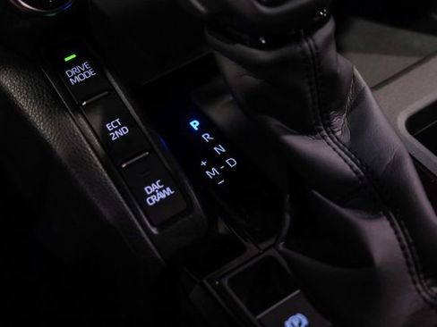 Used 2025 Toyota Land Cruiser image 40