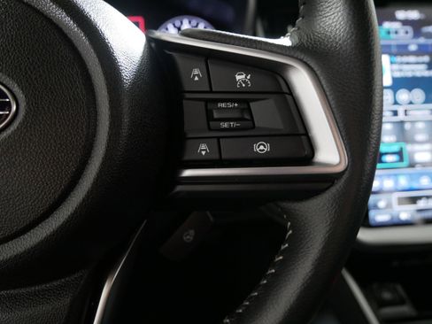 Used 2025 Subaru Outback Limited image 28