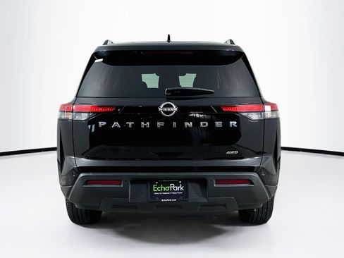Used 2025 Nissan Pathfinder SV AWD/4WD image 7