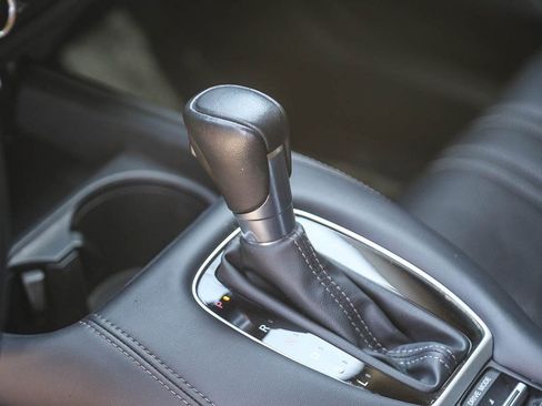 Used 2023 Honda HR-V EX-L image 19