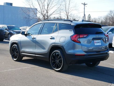 Used 2020 GMC Terrain SLE w/ Driver Convenience Package AWD/4WD image 8