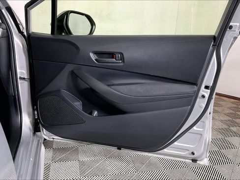 Used 2024 Toyota Corolla LE FWD image 23