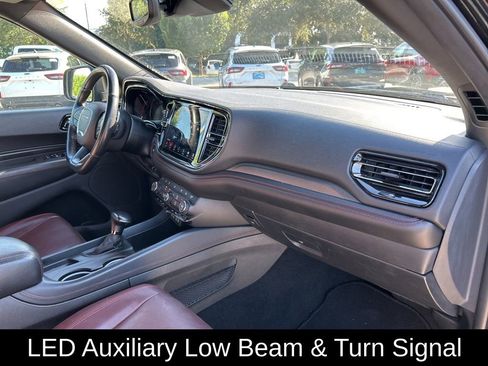 Used 2023 Dodge Durango GT image 38
