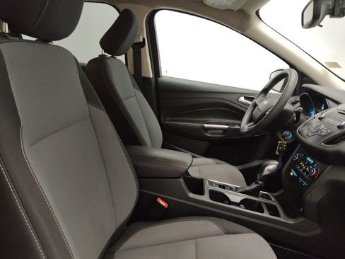 Used 2018 Ford Escape SE FWD image 21