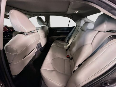 Used 2024 Toyota Camry XLE FWD image 25