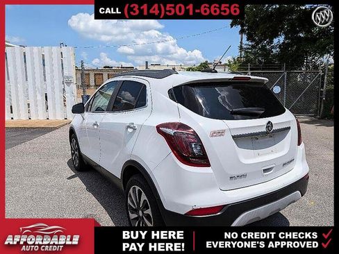 Used 2017 Buick Encore Essence FWD image 3