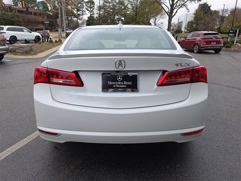 Used 2019 Acura TLX image 4