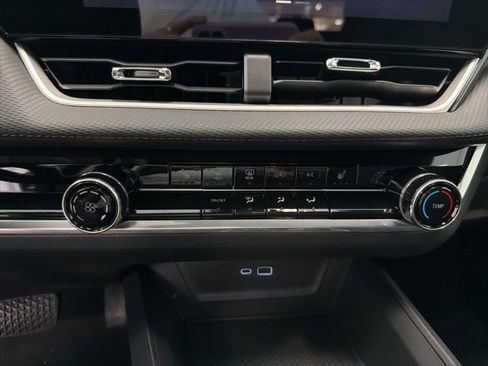 New 2026 Chevrolet Equinox LT FWD image 20