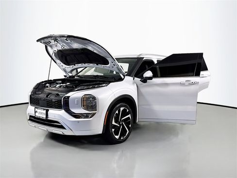 Used 2023 Mitsubishi Outlander SEL 40th Anniversary image 25