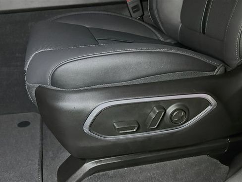 New 2026 Jeep Grand Wagoneer Limited image 13