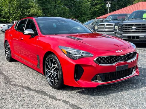 Used 2022 Kia Stinger GT-Line w/ Sun & Sound Package AWD/4WD image 2