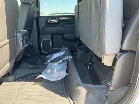 New 2025 GMC Sierra 2500 SLT w/ SLT Premium Package image 23