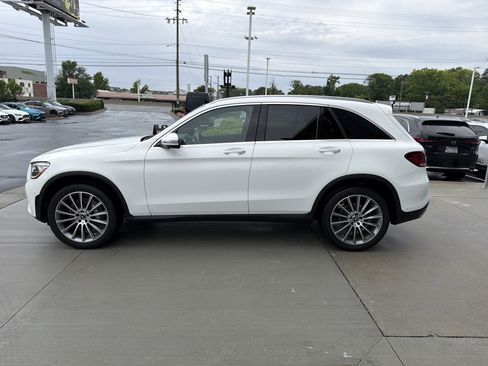 Used 2020 Mercedes-Benz GLC 300 image 3