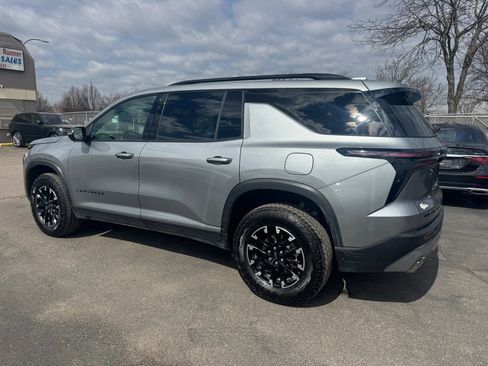 Used 2025 Chevrolet Traverse Z71 w/ Driver Confidence Package image 3