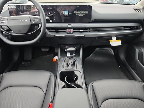 New 2026 Kia K4 EX FWD image 14