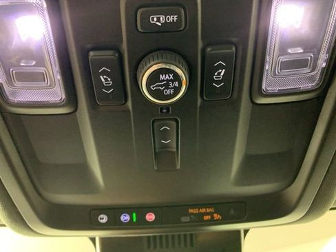 Used 2025 Chevrolet Tahoe Premier image 25