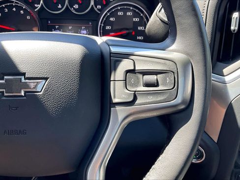 Used 2021 Chevrolet Silverado 1500 LT Trail Boss image 19