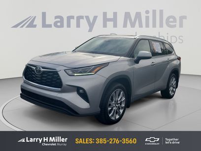 Used 2023 Toyota Highlander Limited