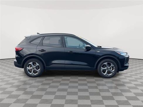 Certified 2026 Ford Escape ST-Line AWD/4WD image 4