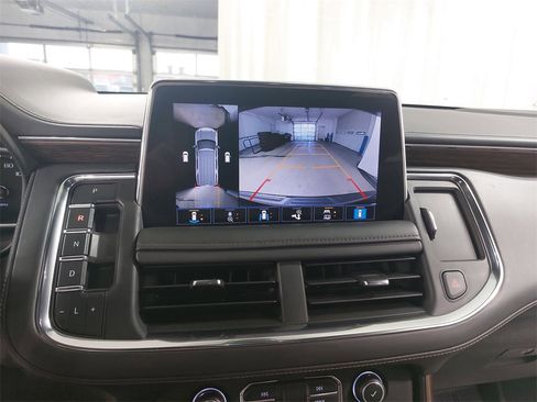 Used 2021 Chevrolet Suburban High Country image 29