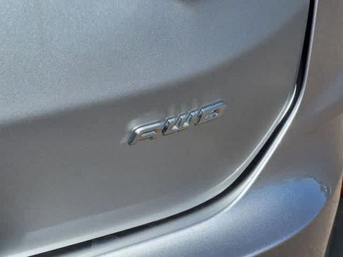 Used 2024 Ford Edge SE AWD/4WD image 11