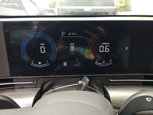 Used 2024 Hyundai Kona SE FWD image 16