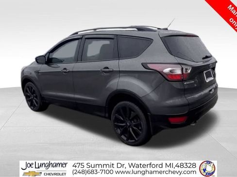 Used 2017 Ford Escape SE w/ SE Sport Appearance Package AWD/4WD image 7
