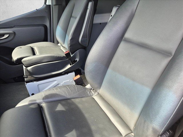 Used 2024 Mercedes-Benz Sprinter 2500 image 12